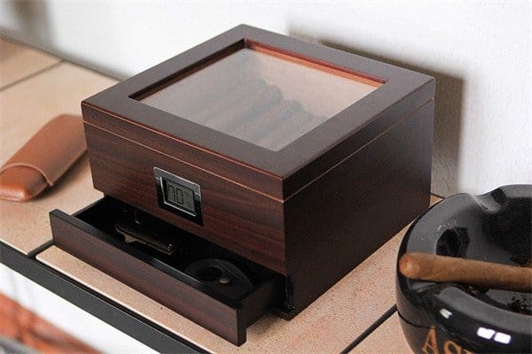 Case Elegance Renzo Humidor: 2024 Review-6 Case Elegance Renzo Humidor: 2024 Review-6