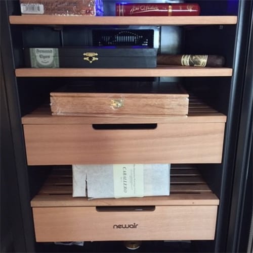 NewAir CC - 300H Humidor
