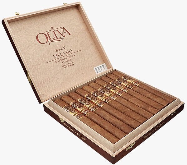 2024 Oliva Serie V Melanio Churchill Review-6 2024 Oliva Serie V Melanio Churchill Review-6