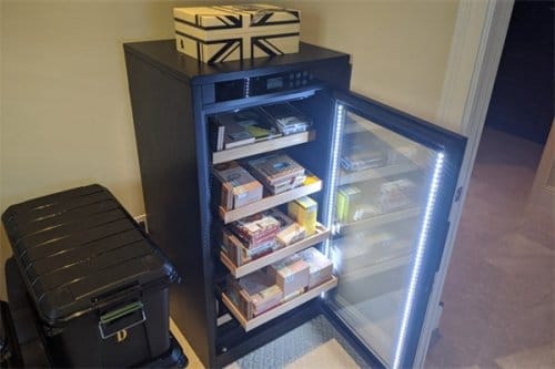 Redford Lite Electric Cabinet Humidor: 2024 Review-7 Redford Lite Electric Cabinet Humidor: 2024 Review-7